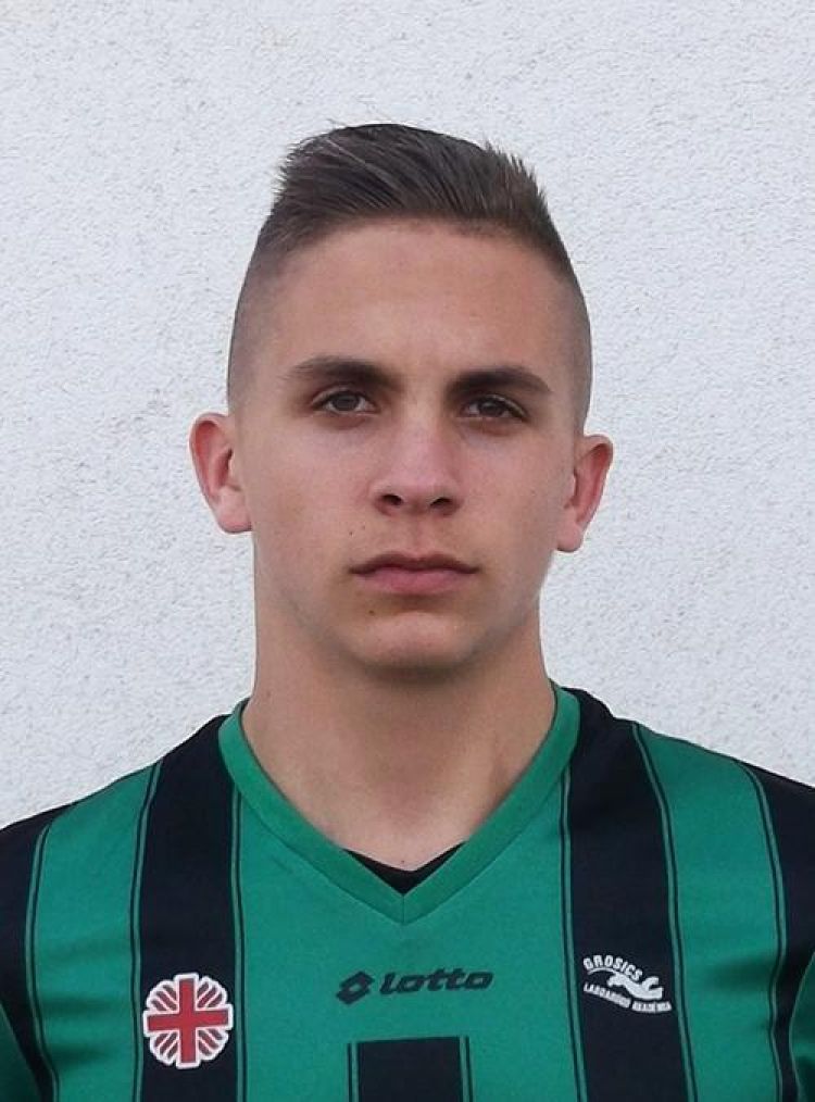 lajko-csanad-807876.jpg